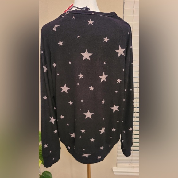 Buffalo by David Bitton Ladies' Star  Printed Cozy Top Crewneck Soft - Picture 3 of 5